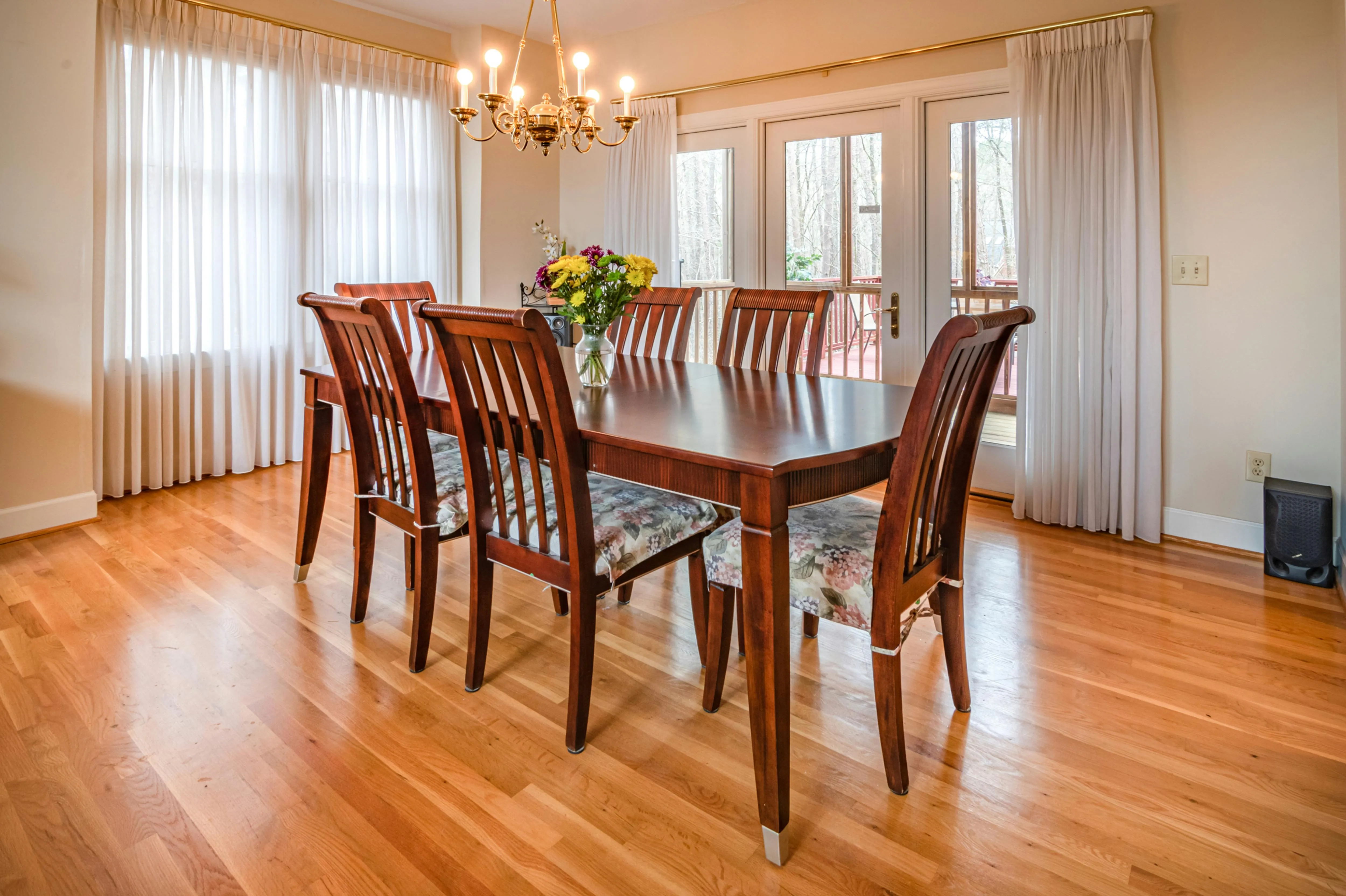 Restaurant Dining Tables