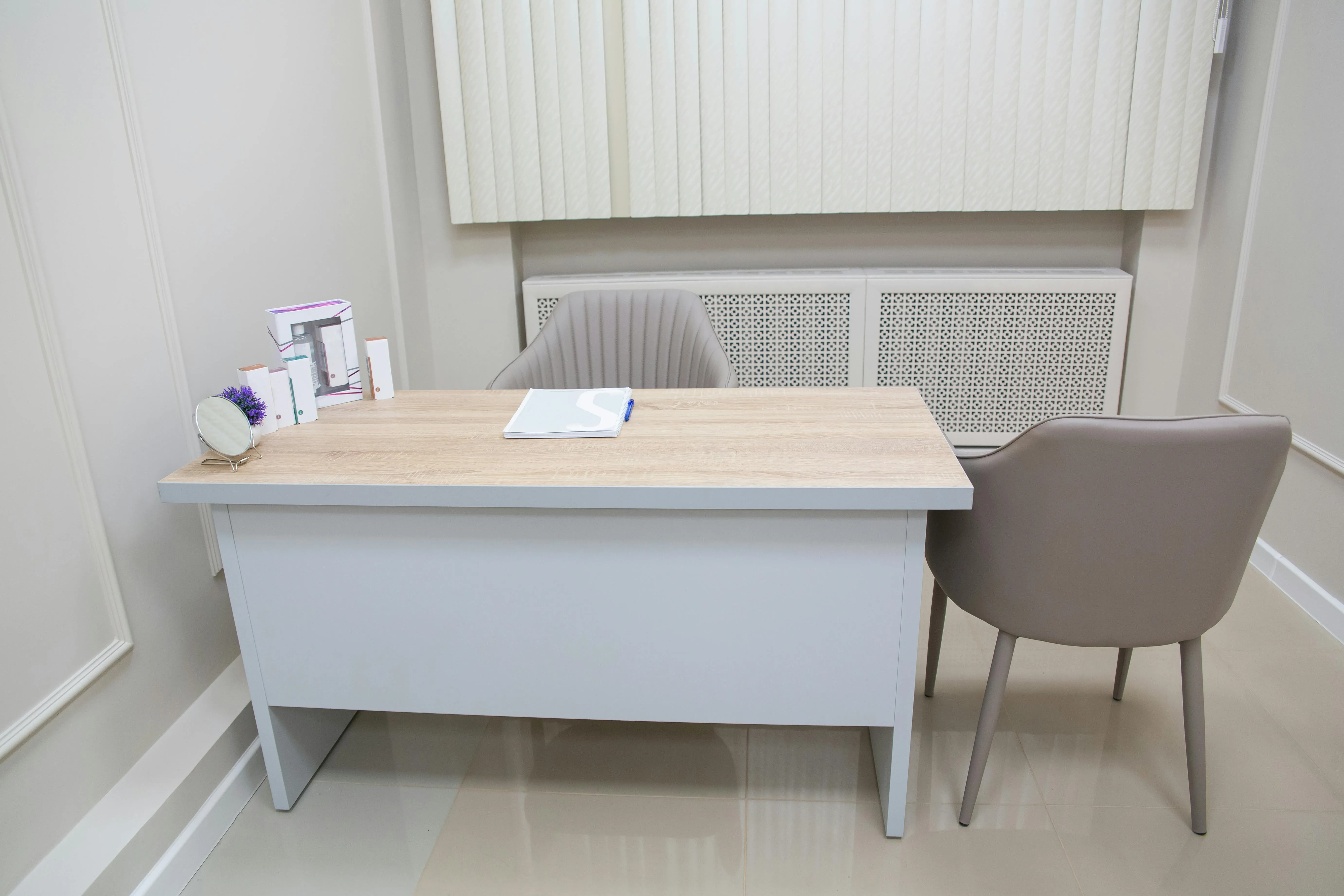Doctor Consultation Room Furniture
