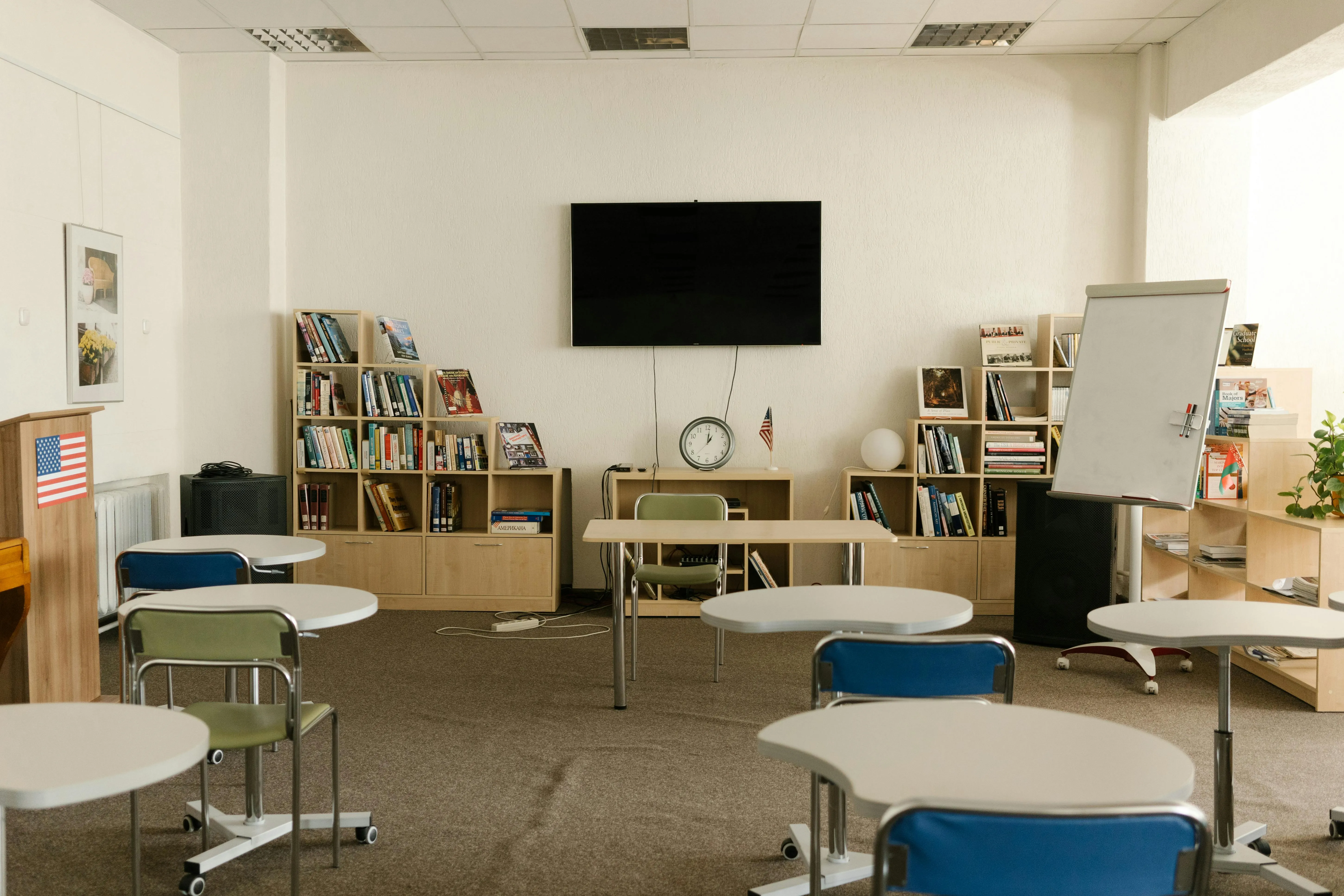 Training room furniture setup